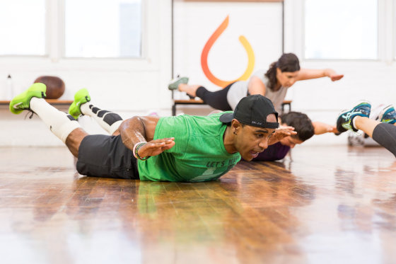 Exercises to make deals your back stronger