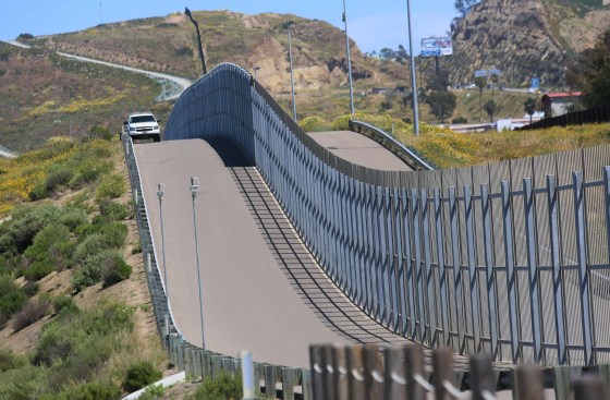 Image: California Border Wall