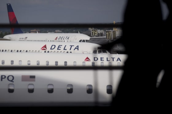 Image: Delta Airlines planes