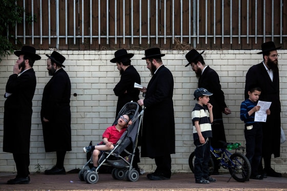 Image: Ashdod protest prayer