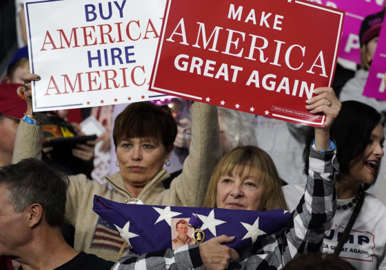 NBC/WSJ Poll shows trouble for GOP in key suburban districts