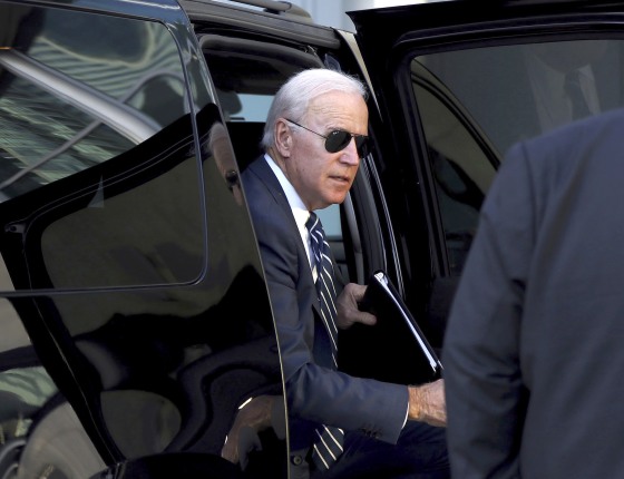 Image: Former U.S. Vice-President Joe Biden arrives at a convention center in Toronto on Nov. 28, 2017, to give a keynote speech on leadership. The speech was closed to the media.
