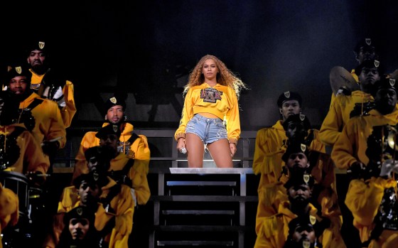 Image: Beyonce coachella
