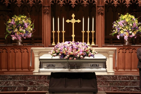 Image: Barbara Bush repose
