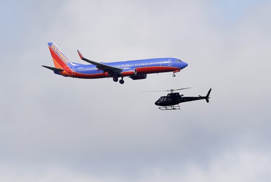 Image: A Southwest Airlines aircraft nears an airport