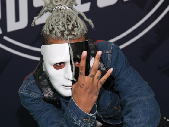 Image: Rapper XXXTentacion attends the BET Hip Hop Awards 2017
