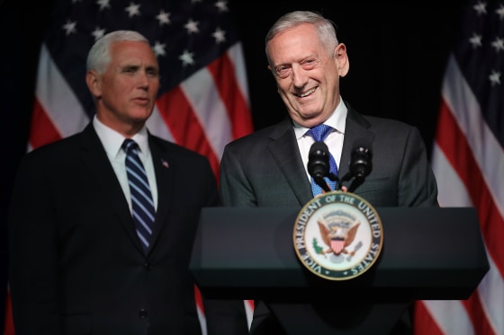 Image: Mattis introduces Pence