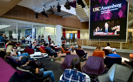 Image: Students at the University of Southern California (USC) watch a live telecast of the testimony from Brett Kavanaugh