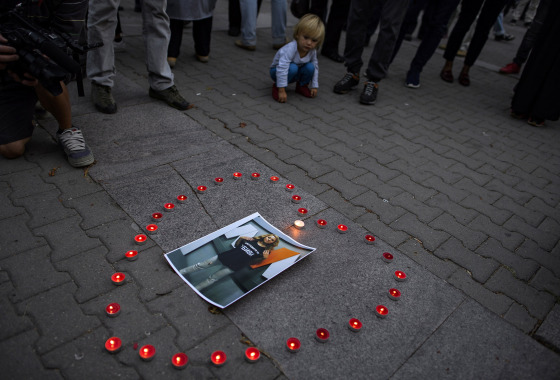Image: Vigil for killed journalist Viktoria Marinova