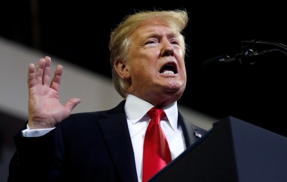 Image: U.S. President Donald Trump holds a campaign rally in Council Bluffs