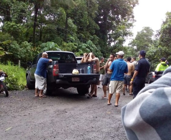 Image: 3 rafts and 1 kayak overturned on the Naranjo river in Costa Rica