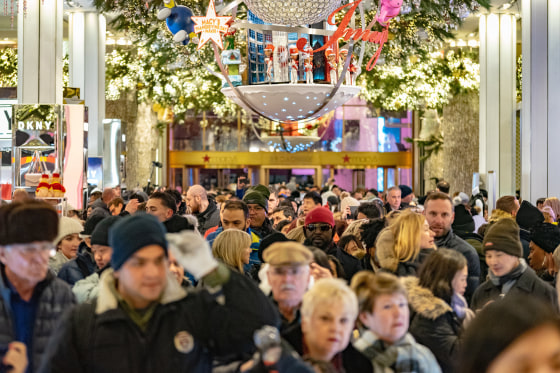 Image: Stores Open Evening Of Thanksgiving For Early Black Friday Sales