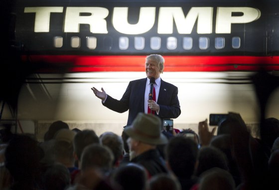 Image: *** BESTPIX *** Donald Trump Holds Campaign Rally In Bentonville, Arkansas