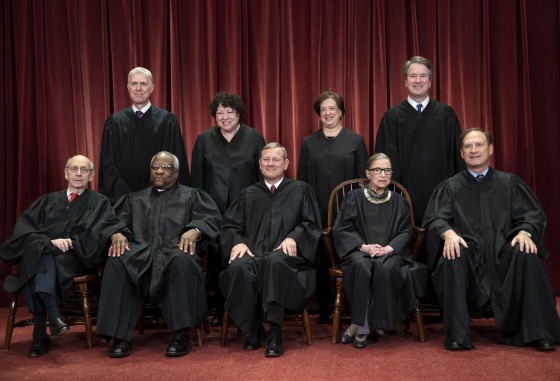 Image: Stephen Breyer, Clarence Thomas, John G. Roberts, Ruth Bader Ginsburg, Samuel Alito Jr., Neil Gorsuch, Sonia Sotomayor, Elena Kagan, Brett M. Kavanaugh