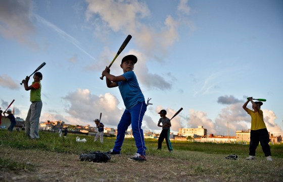 Image: Cuba, Child, baseball practice