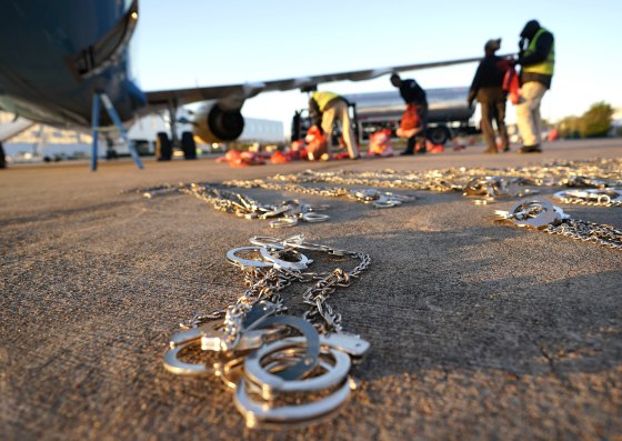 Image: Illegal immigrants deportation