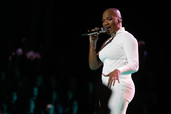Image: Janice Freeman sings on \"The Voice.\"
