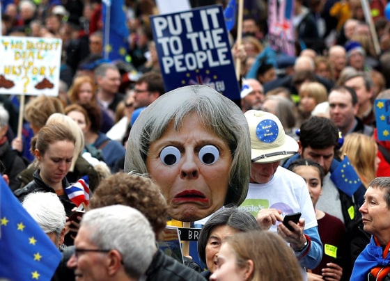 Image: EU supporters participate in the 'People's Vote' march in central London