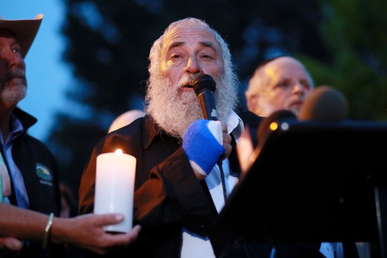 California Rabbi Who Was Injured In Deadly Synagogue Attack Pleads ...