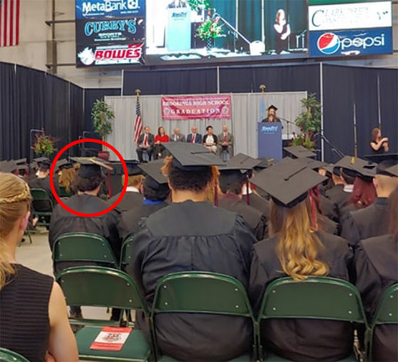 Image: Feather in cap