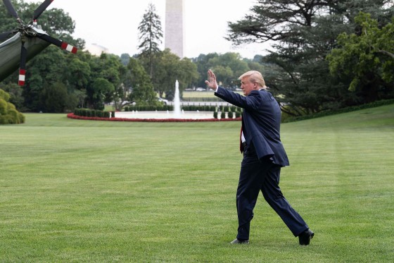 Image: US-POLITICS-TRUMP-DEPARTS
