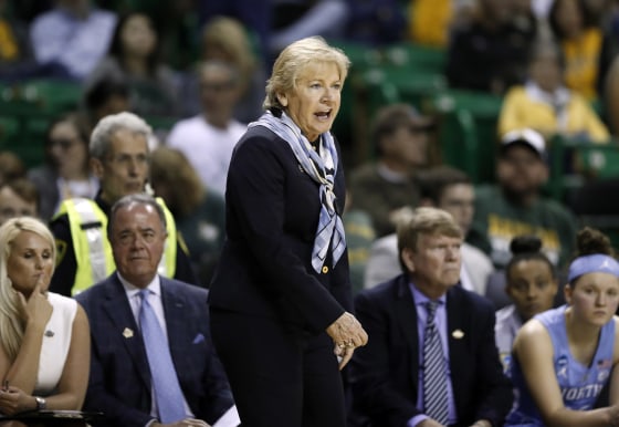 Image: North Carolina head coach Sylvia Hatchell instructs her team in the second half of a first round women's college basketball game in the NCAA Tournament in Waco