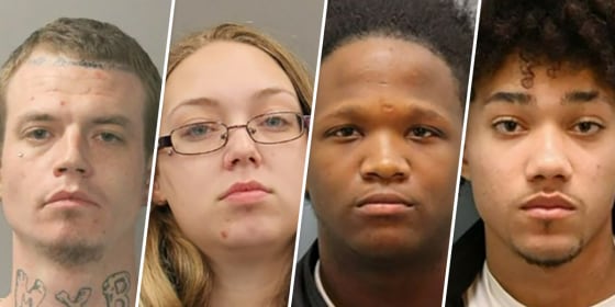 Image: Car robbers, baby inside, parents arrested as well