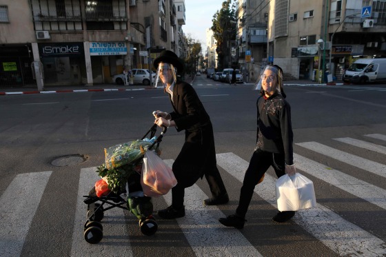 Image: Ultra-Orthodox Jewish youths