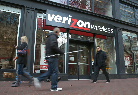 Image: Verizon Wireless store in San Francisco