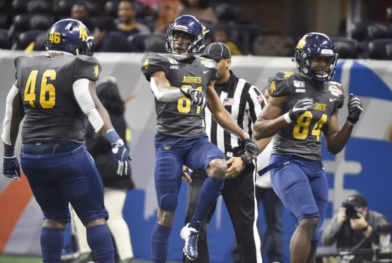 Image: North Carolina A&T receiver Ron Hunt