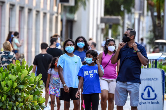 Image: US-HEALTH-VIRUS-FLORIDA