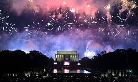 Image: Fireworks explode over the Lincoln Memorial during the Fourth of July celebrations in Washington