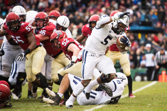 Image: Yale v Harvard football