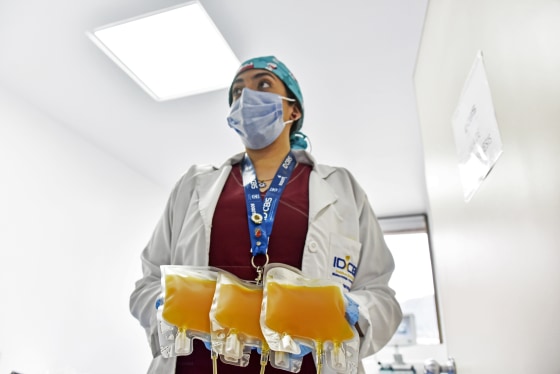 Image: Colombian Scientists Research Advancements On Convalescent Plasma For COVID-19 Treatment