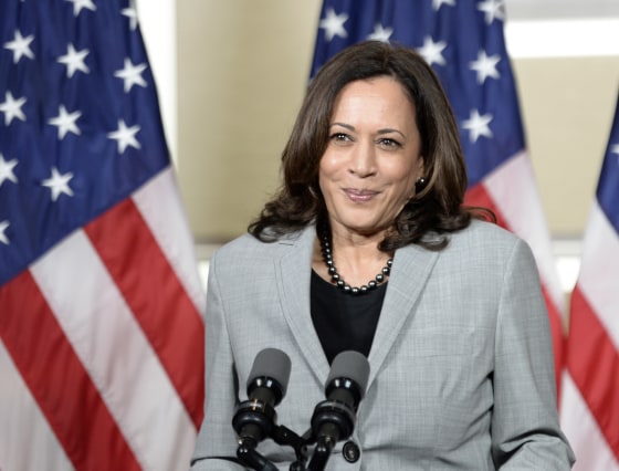 Why researchers think Kamala Harris could boost Asian American voter ...