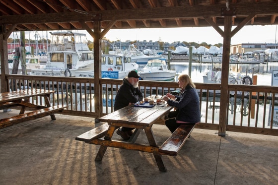 Image: New London Restaurants during the Coronavirus Pandemic - New London CT - 25 Oct 2020