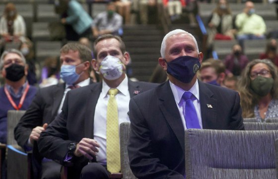 Image: Vice President Mike Pence attends Sunday Worship Service at Alliance Bible Fellowship in Boone, NC