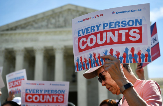 Image: FILES-US-POLITICS-COURT-CENSUS
