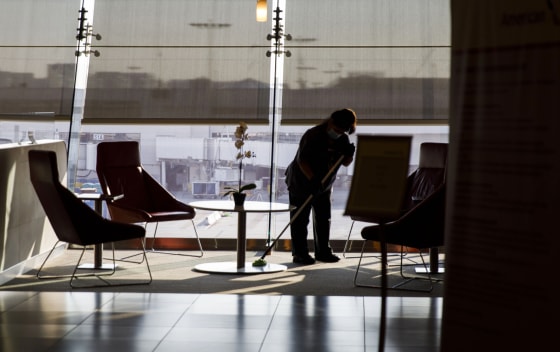 American, United Combine To Cut 32,000 Jobs As Aid Talks Drag On