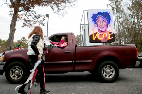Image: Democratic Senate Candidate Jon Ossoff Campaigns In Kennesaw, GA
