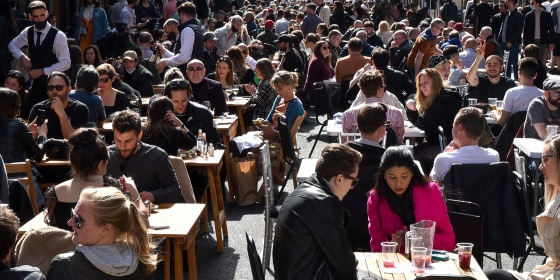 Lockdown easing, al-fresco dining, London