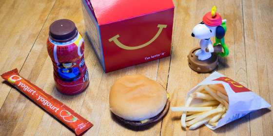 McDonald's iconic Happy Meal could be replaced by this greener, prettier,  and 'Happier Meal' concept! - Yanko Design