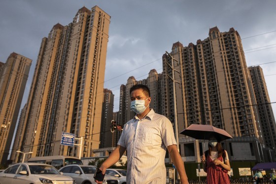 Daily Life In China's Evergrande Community