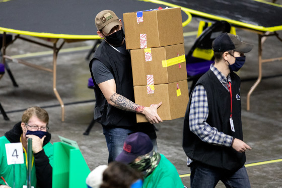 Image: Arizona Recounts 2020 Presidential Election Ballots