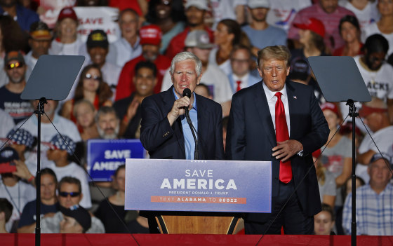 Former US president Trump holds rally in Alabama, Cullman, USA - 21 Aug 2021