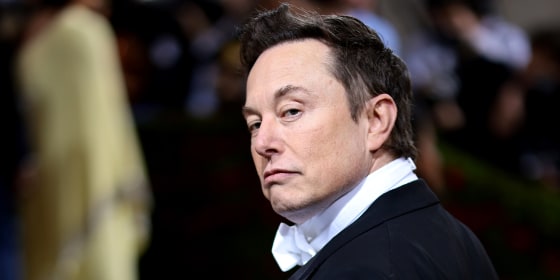 Elon Musk's emails are another reason why he's not a good boss