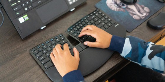 Writer Rebecca Isaacs using her Microsoft Sculpt Keyboard