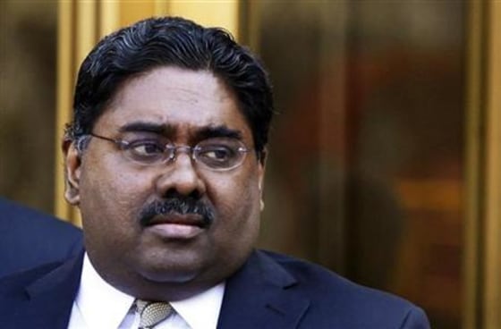 Galleon hedge fund founder Raj Rajaratnam leaves Manhattan Federal Court in New York
