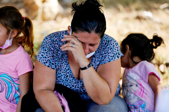 Image: Migrants from Central America who have been expelled by U.S. and Mexican officials, arrive in El Ceibo