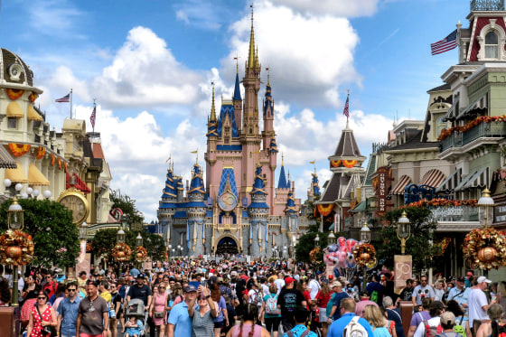 Disney World regrets Texas drill team's performance with Native ...